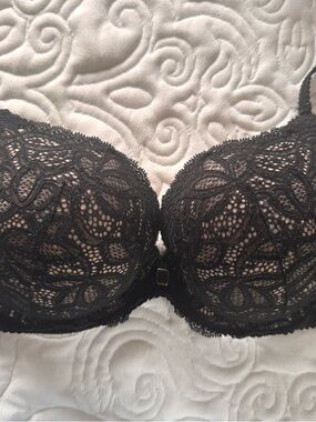 Victoria's Secret Black Lace Bombshell Bra